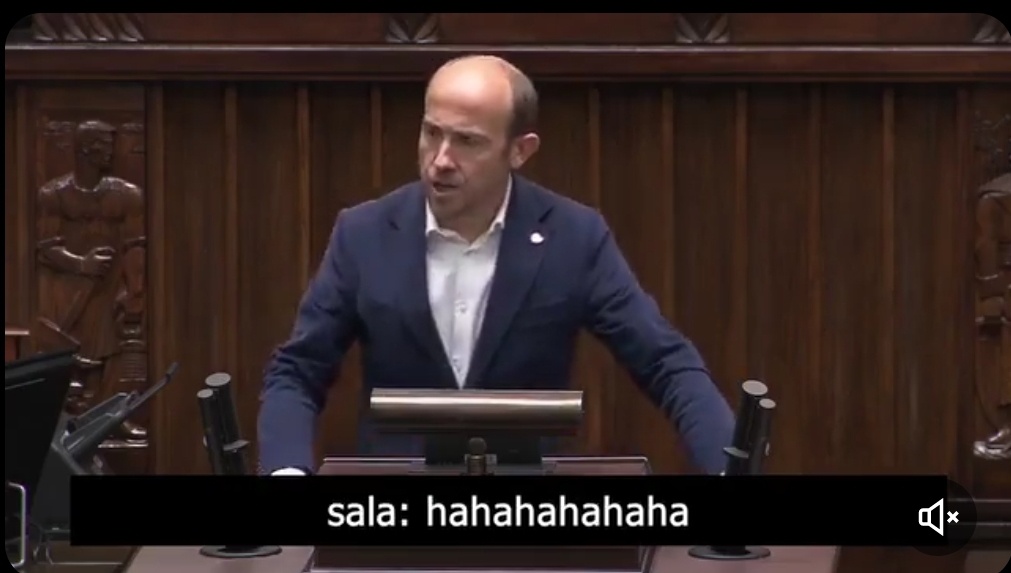 8468dcf8-5967-472d-848f-27fb14431293