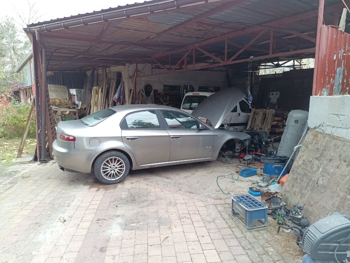 7cee8cea-7f2d-454a-8552-f7af66538f81