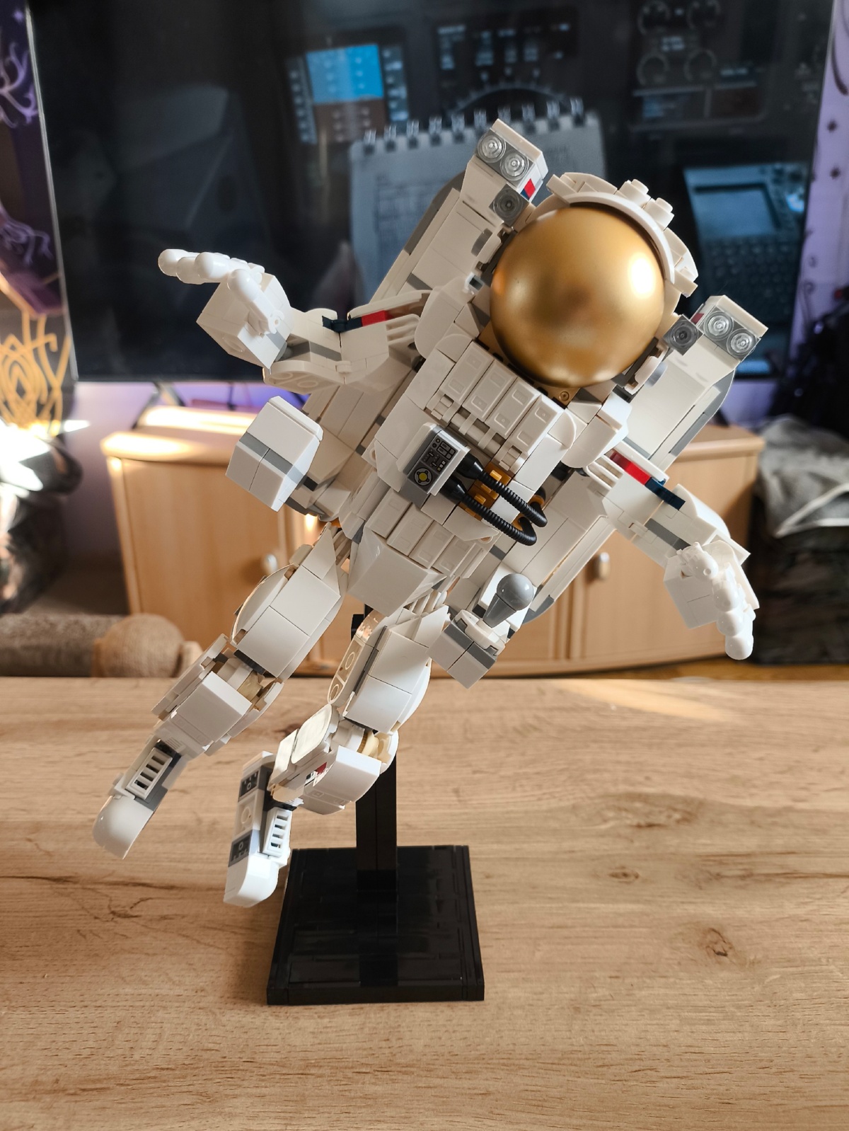 ec58c04e-0f21-41a9-89ce-ee33422977f2