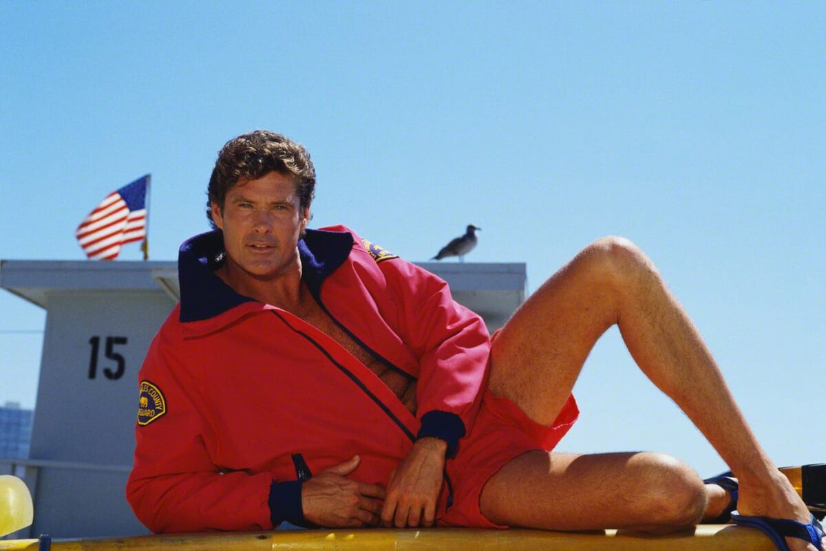 David Hasselhoff zagra koszmarnego komika w komedii C’est Magique