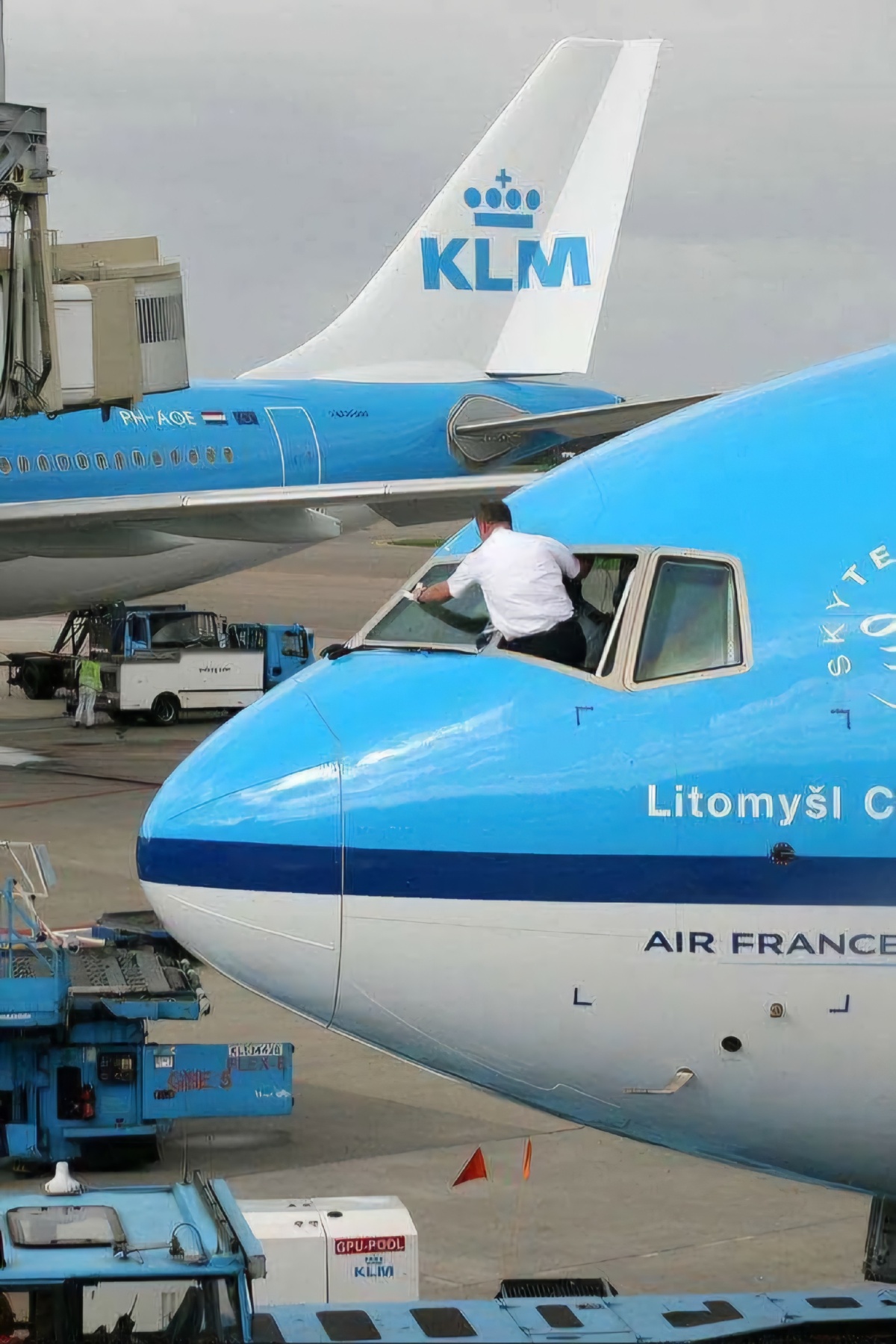 b26ef9e0-05bc-4f6d-b4e6-99a9212a2f50