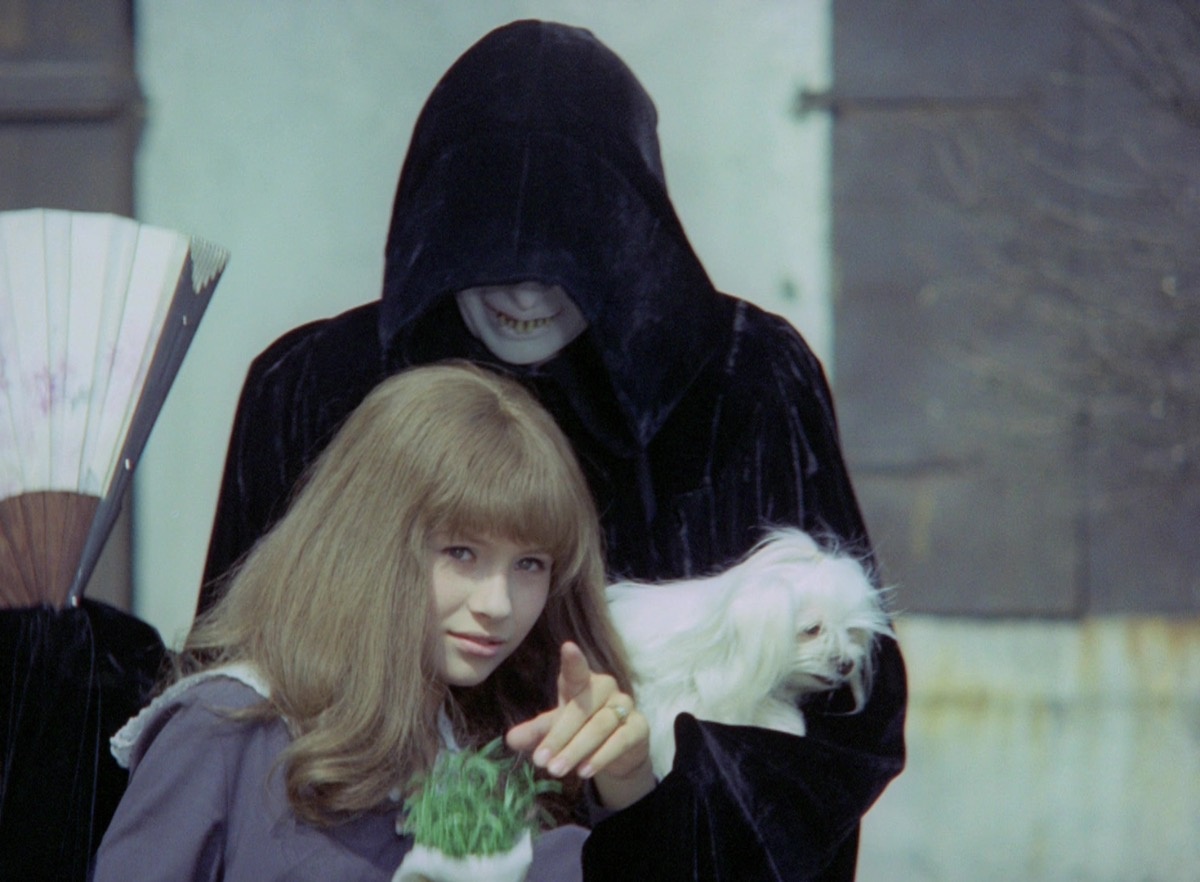 ce9ee911-2e9f-4ba2-8383-faa48d797fd7