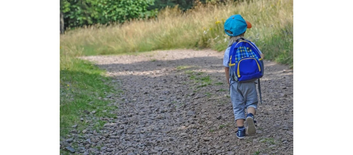 6-latka i jej brat obrazili się na mamę i uciekli z domu. Policja apeluje do rodziców