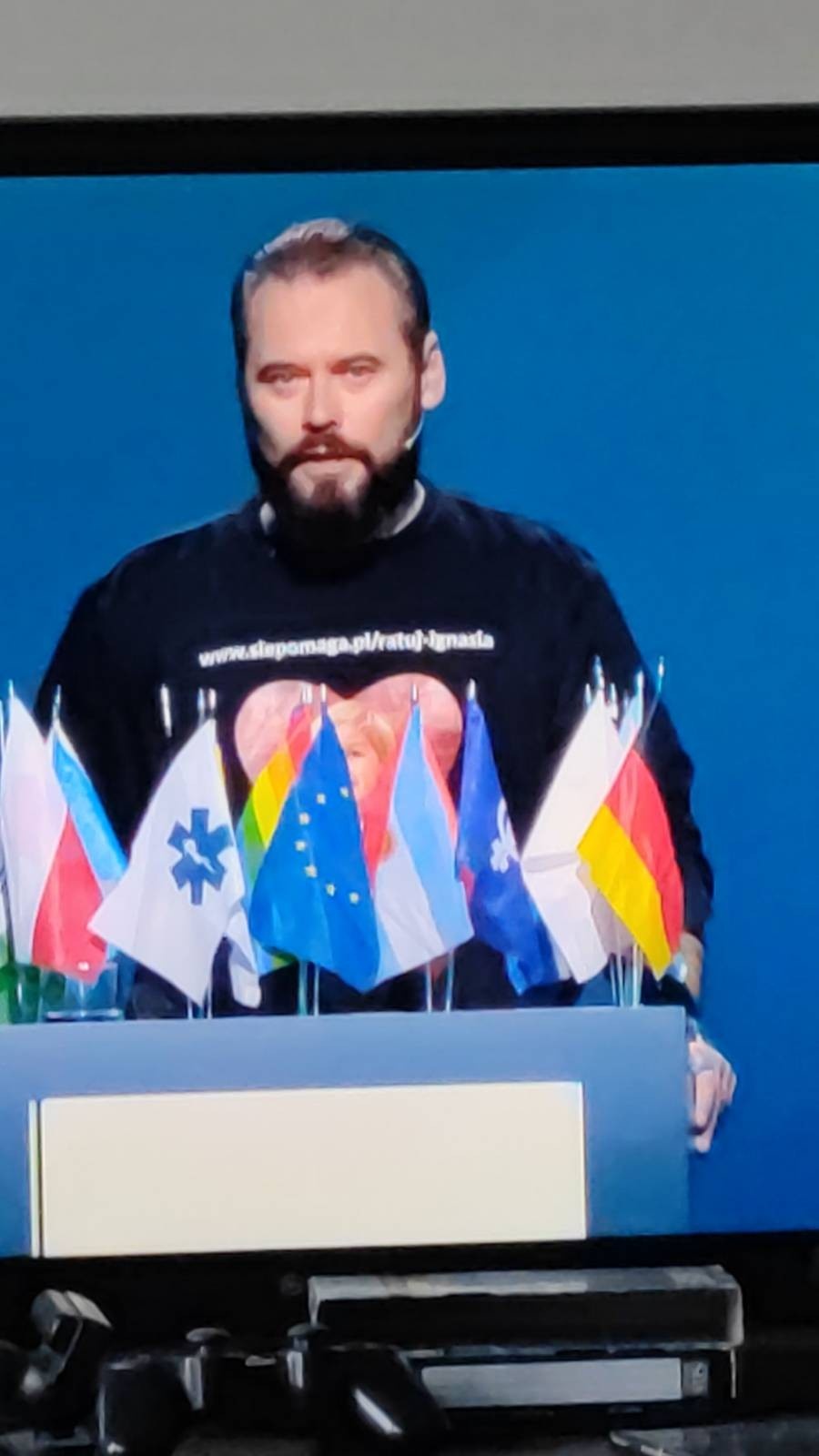 5e2176f1-7309-449a-9528-10535f628b6a