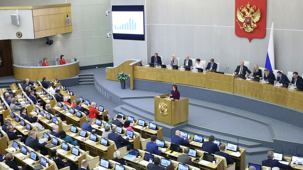 Zakaz fotografowania posiedzeń w rosyjskiej Dumie, bo deputowani wyglądali niekorzystnie