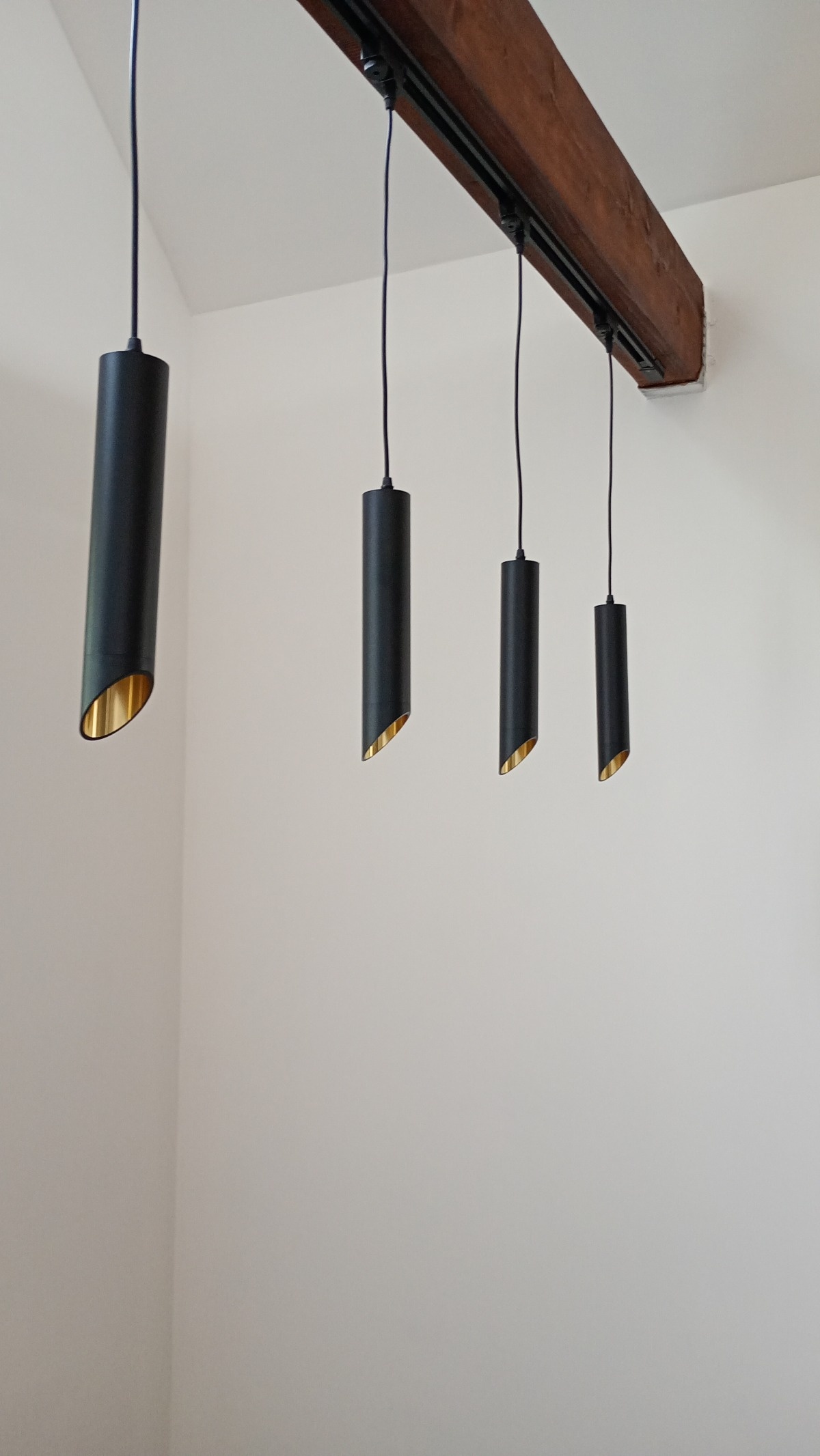 4af4ccff-65f5-44c6-aa6b-d22573f25c48