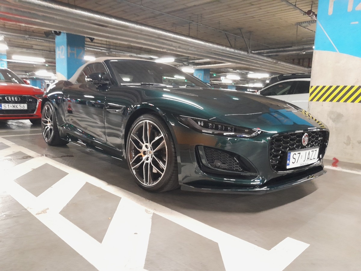 025f7281-7e4a-4827-8e20-8d2db627d031