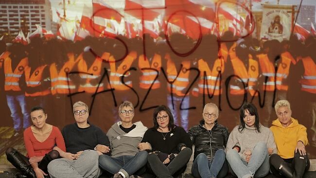 "Sojusz partii rządzącej i neofaszystów jest faktem". Kobiety z Mostu odwołują swój marsz 11 listopada