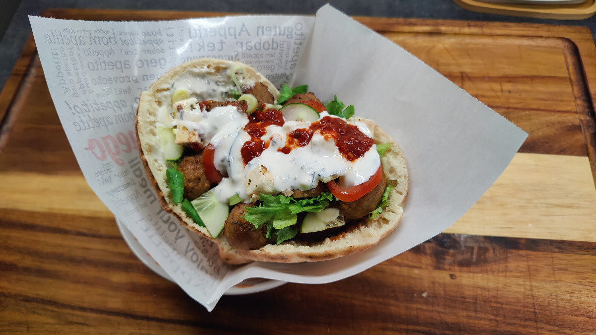 99c70f12-2f7f-4f9f-8ea1-13ca69da72ec