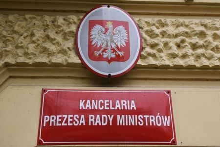 Zespół przy premierze skraca antykorupcyjne zakazy