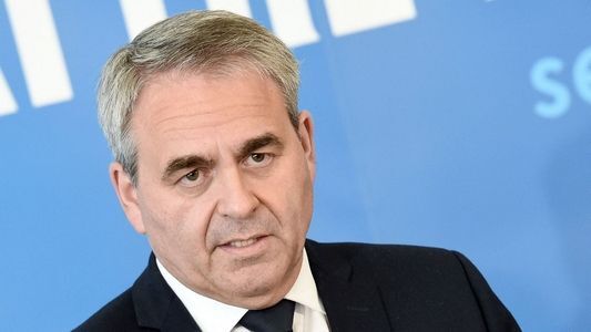 Gaulliści powoli wracają we Francji do gry