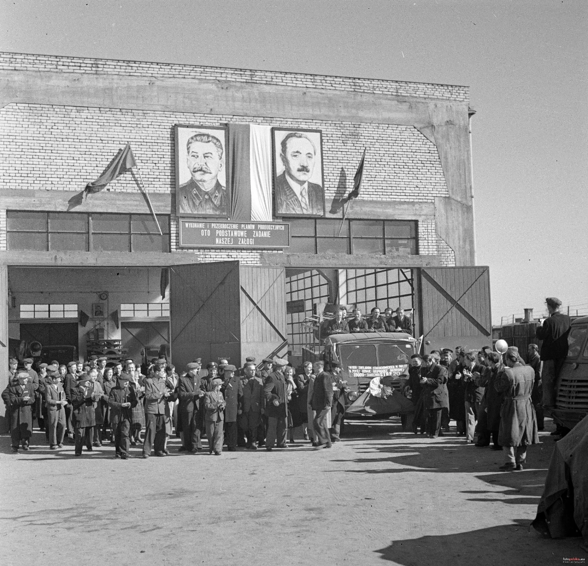 571a83f0-42bc-4cd2-a147-a929f874f139