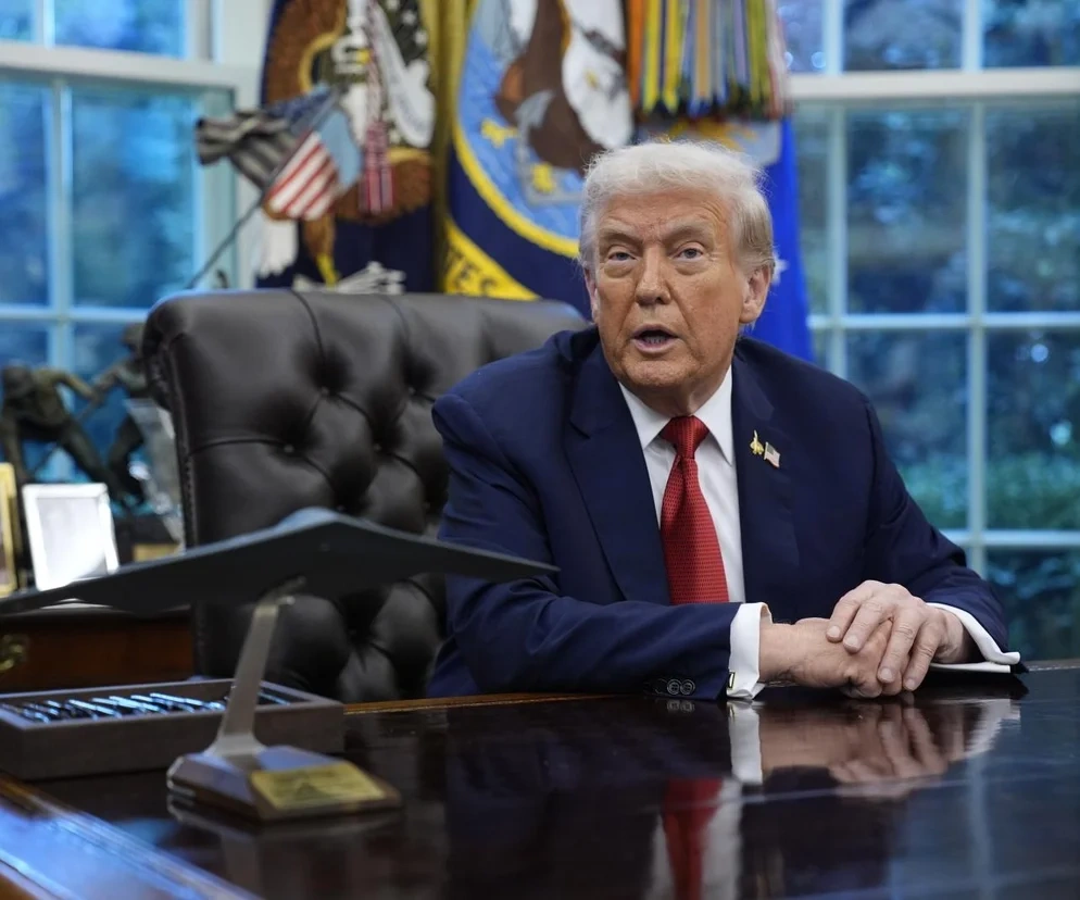 Donald Trump zapowiada 100 proc. cła na leki . Będą też nowe podatki na import