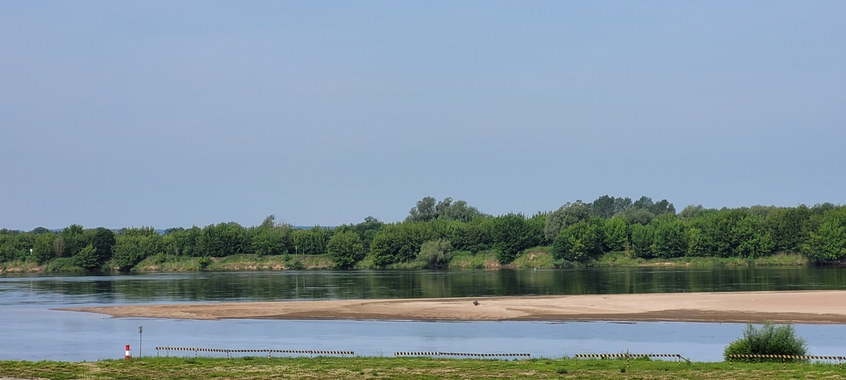 c835d6a0-6407-4e30-8e27-8d78b8835461