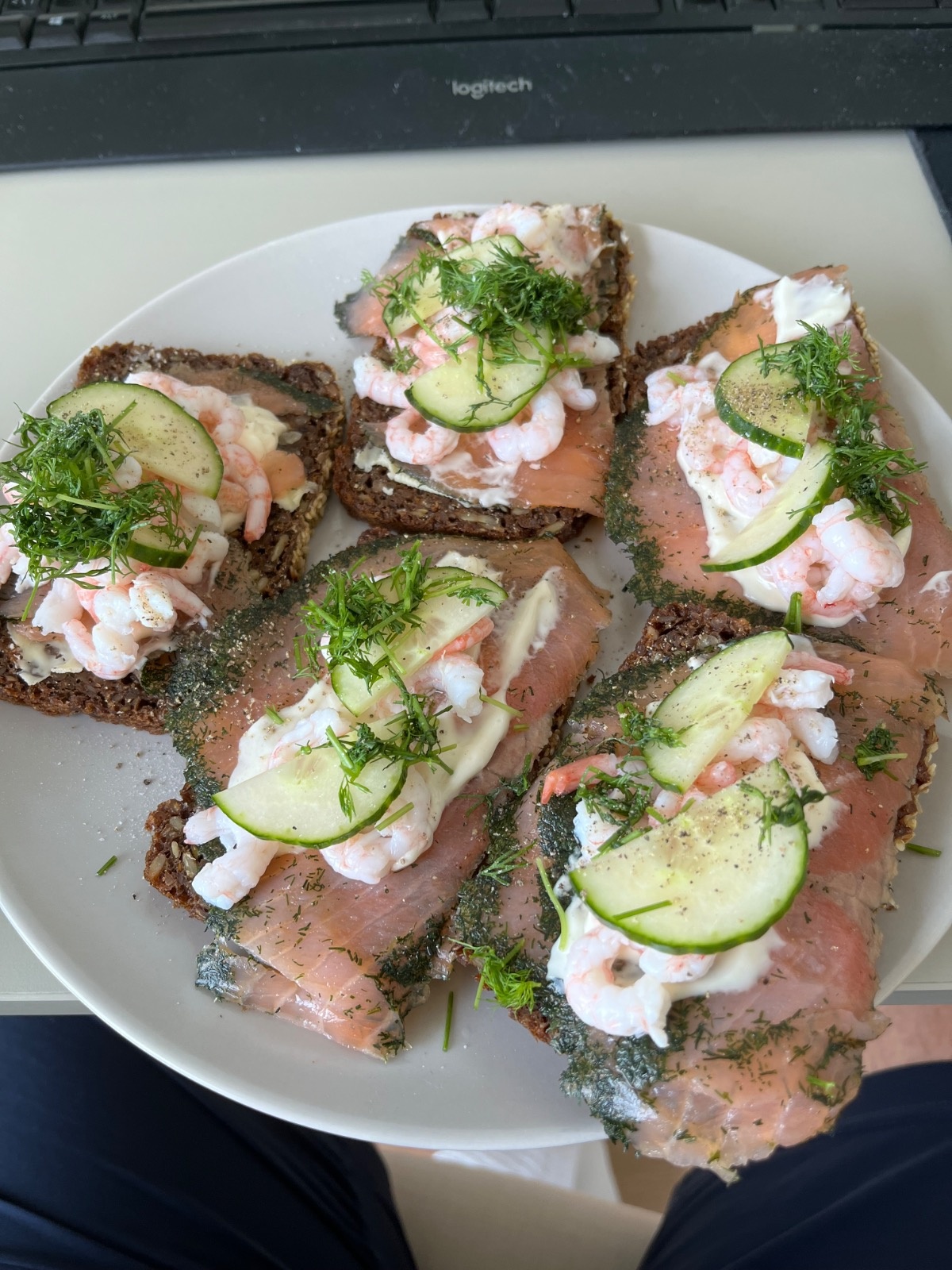 e368a861-e21d-4a88-b86b-9e4ff1ffd403