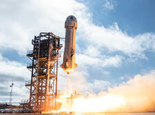 Blue Origin i New Shepard - lot Jeffa Bezosa. Kiedy start? Jak go oglądać?