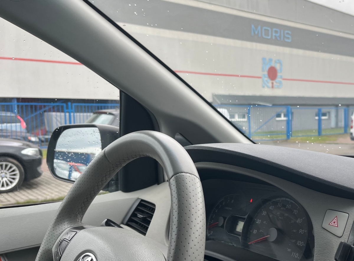 130b04d1-981a-494f-8787-2572f194c785