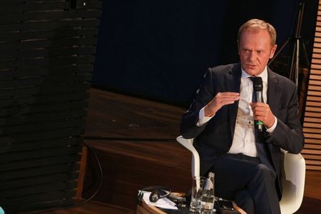 Sondaż: Czy Tusk ma szansę zostać ponownie premierem?