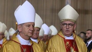 Bp Jarecki: Jeżeli środowiska LGBT wyrażą wolę zaangażowania w synod, nie wykluczymy ich