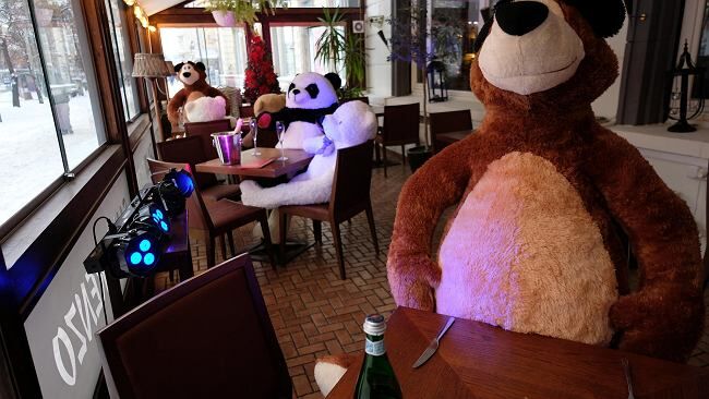 Sąd uchylił karę 30 tys. zł nałożoną na restauratora za otwarcie lokalu w lockdownie