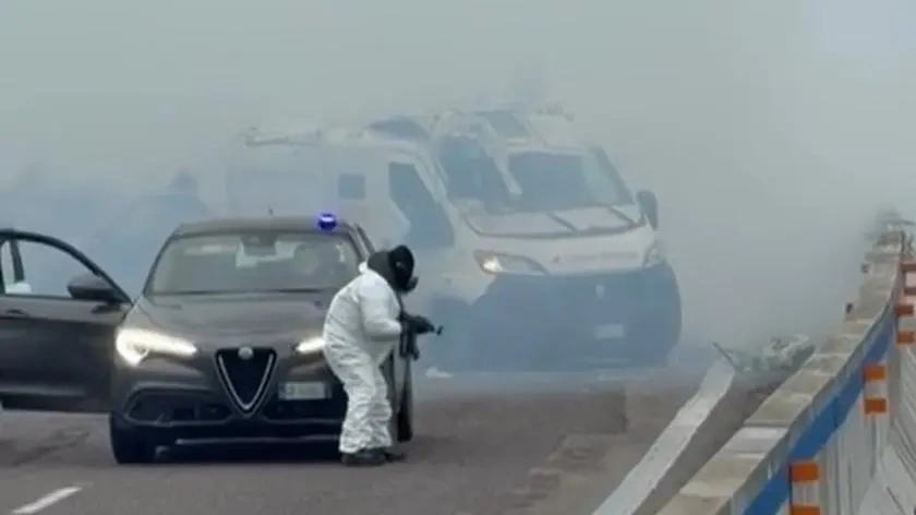 Włochy. Nagranie z napadu na furgonetkę w Apulii