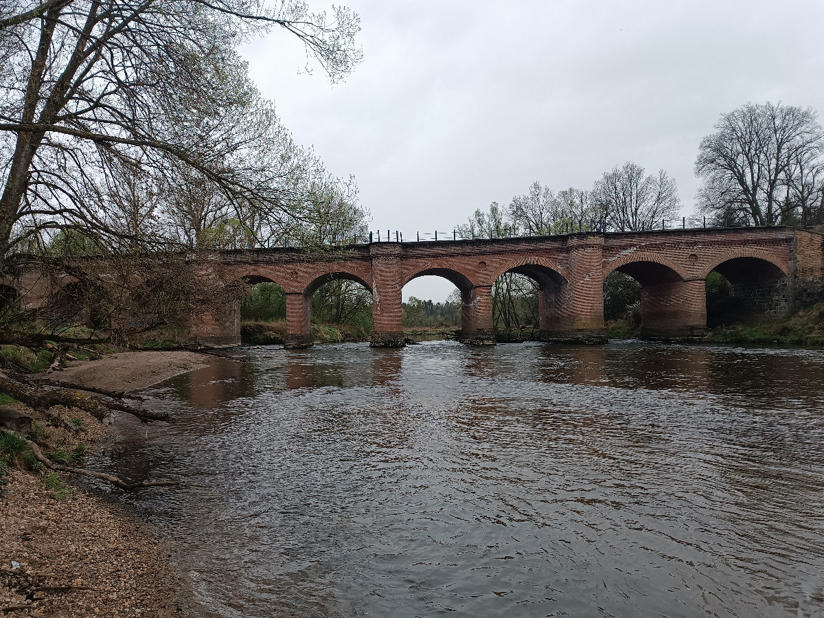 d3a39f0c-697e-4d6e-b441-f7aa9c75f3a6