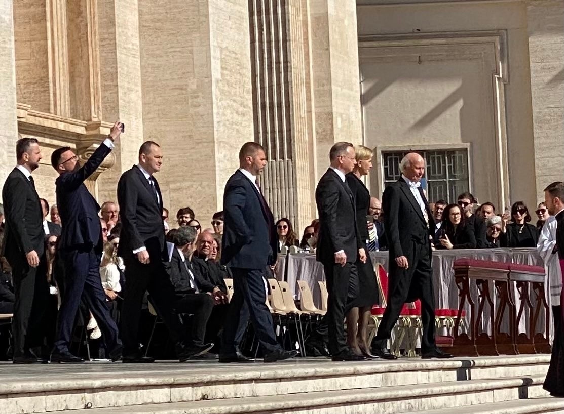 90079d84-1d9b-4b56-892b-0c56a1c75732