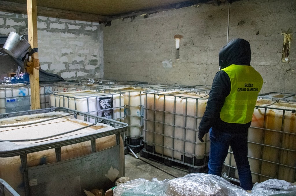 KAS zlikwidowała bimbrownię w gm. Mońki - Izba Administracji Skarbowej w Białymstoku