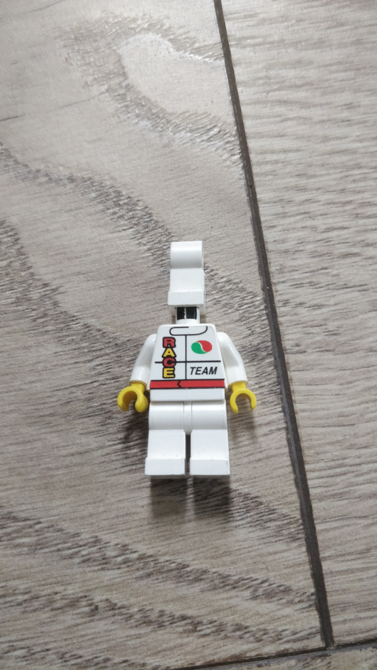 e4724b2a-e108-48b7-befe-00c3bb3803b7