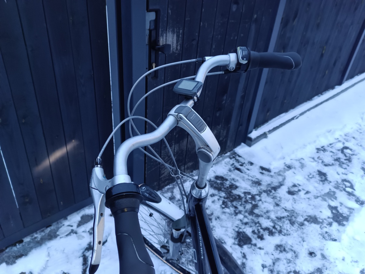 b75880fd-003e-44b7-bdf4-29ec360c3cc6