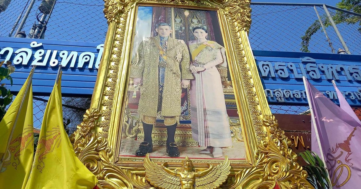 Miliardy dolarów i harem. Niemieckie eldorado króla Tajlandii