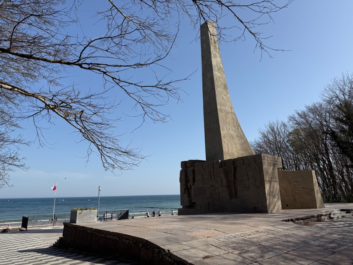 ff876271-a4f0-416a-8387-e3013ac1a9e4