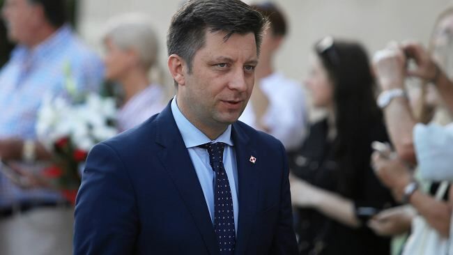 "To jest Kreml czy normalny kraj w centrum Europy?". Wyciszanie pytań o aferę mailową podczas konferencji Dworczyka