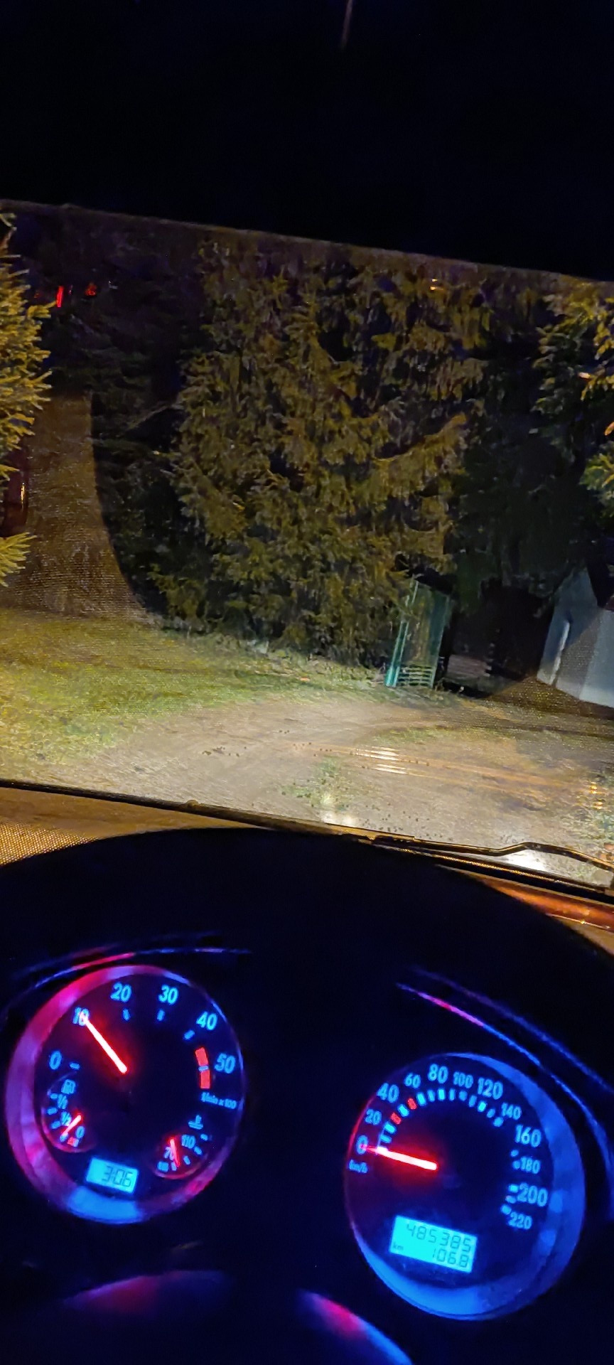 bc889951-626e-4fa4-b4c2-825434c613a2