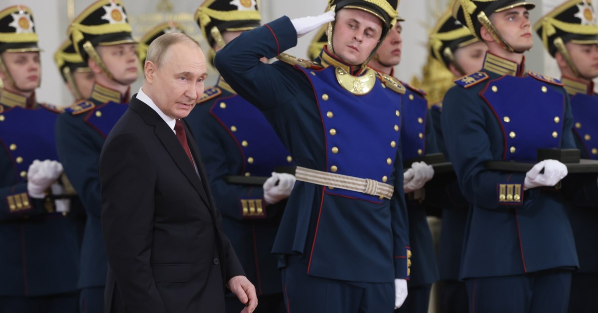 Rosjanie reagują paniką na zapaść. Ograniczyli spożycie jedzenia