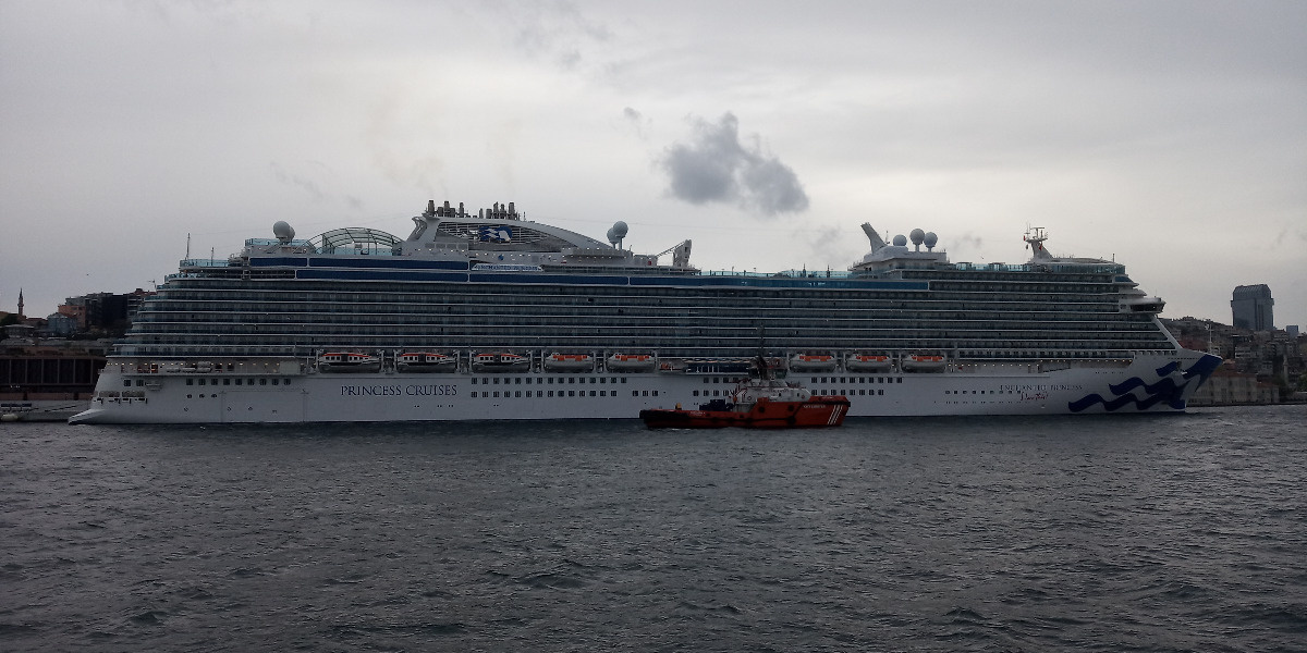 e695a285-e2bf-4198-aac5-5c026677f820