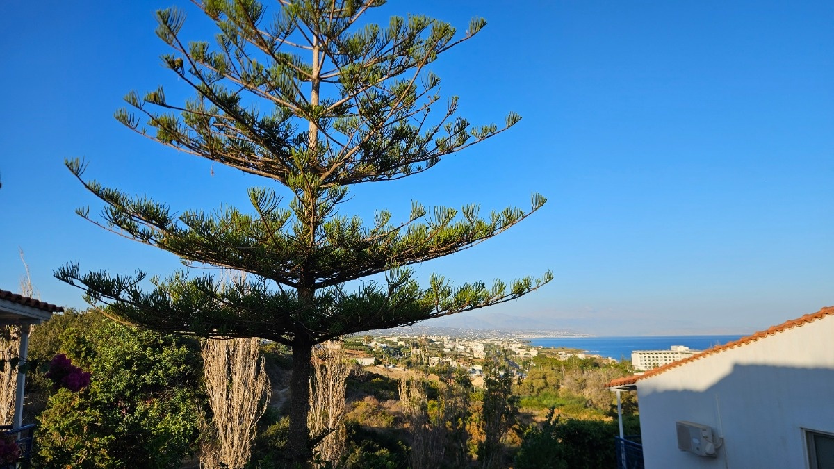 14bc356c-0a3c-48cb-8023-79189a4c1fbd