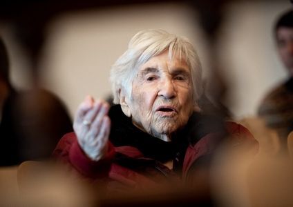 Zmarła ocalała Esther Bejarano. W Auschwitz grała w orkiestrze