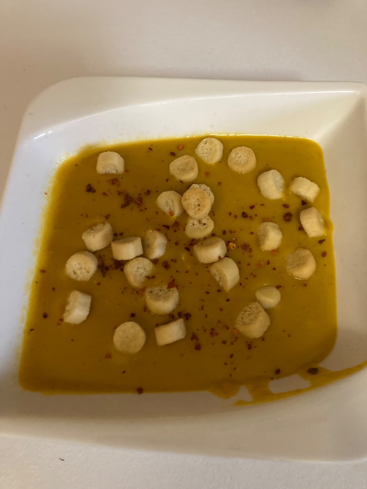 f6fdc785-3542-40fd-8c49-58b40e3812c8