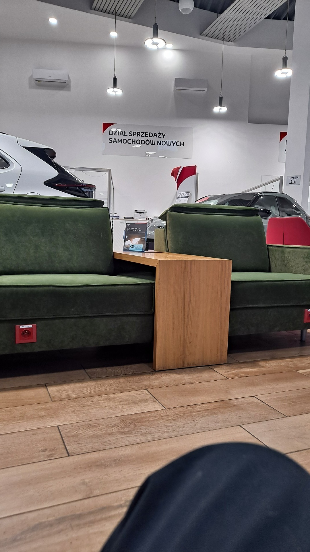 97693532-2f57-4bdc-ac58-6eaad31956eb