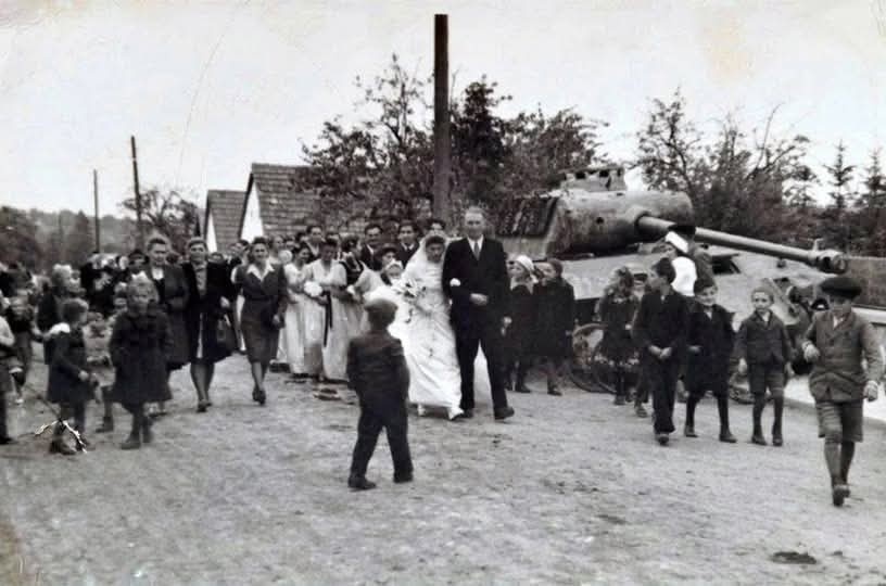 e0e7fb83-d020-449b-acfa-edc60d4fb93c