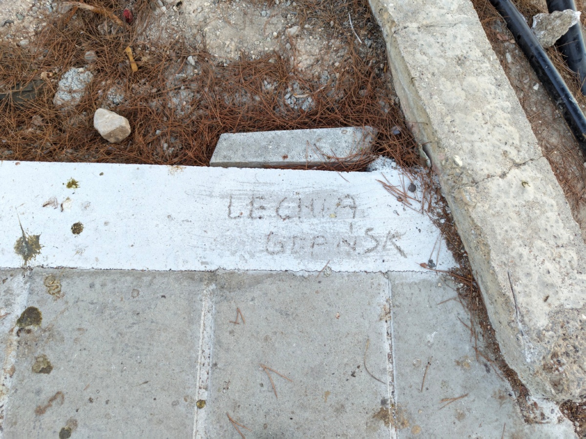 901fc6a3-8819-42d8-aa17-fadb948a0fe7