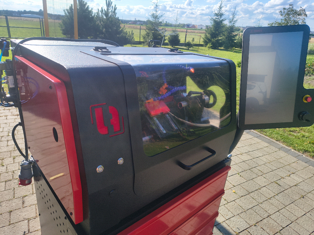 0a8c1a99-e173-445f-afba-f768d275b069