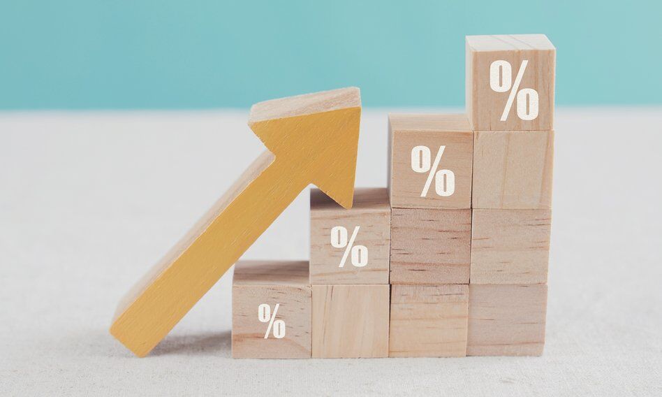 Analitycy: Projekcja NBP sugeruje dalsze podwyżki stóp procentowych