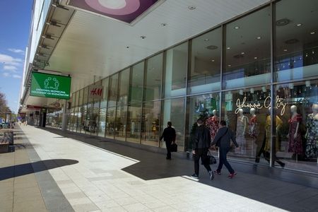 Kina i galerie tylko dla zaszczepionych? Ilu Polaków „za”?