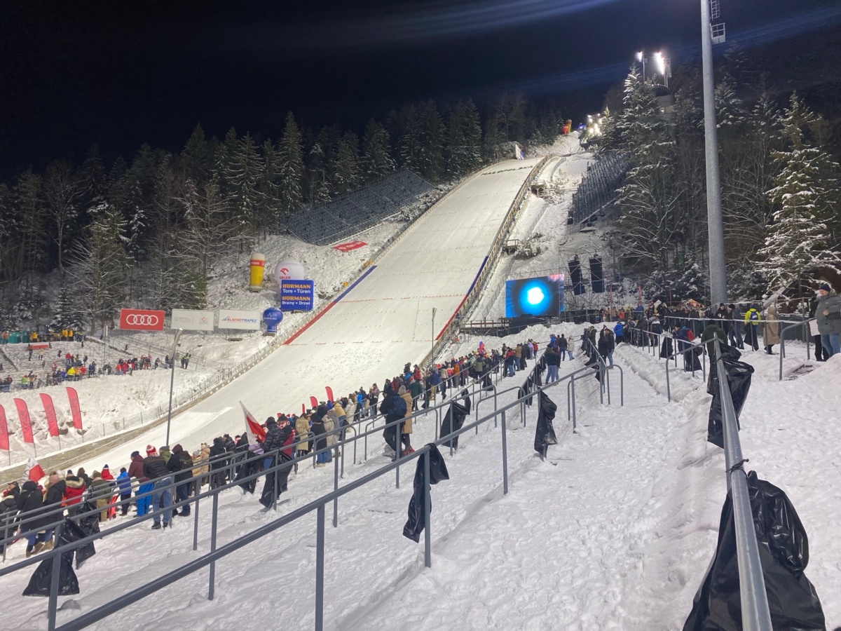 637430cd-d2db-4f03-9814-c49419f07f9c