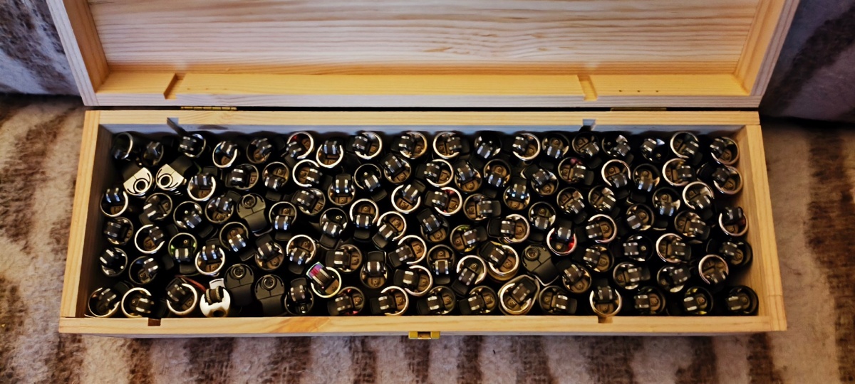 f6e7c61a-1206-4be9-a2e0-0f68de5c7c5c