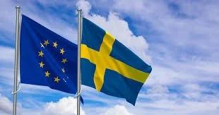 Szwecja zaleca trzymanie gotówki. Koniec ery bezgotówkowej?