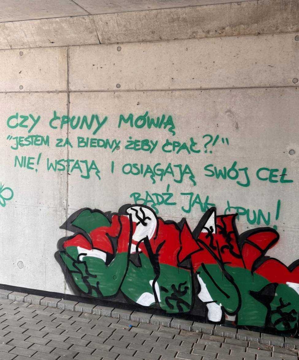 9b22b4e2-b8a9-4845-829c-6b3a2289f587