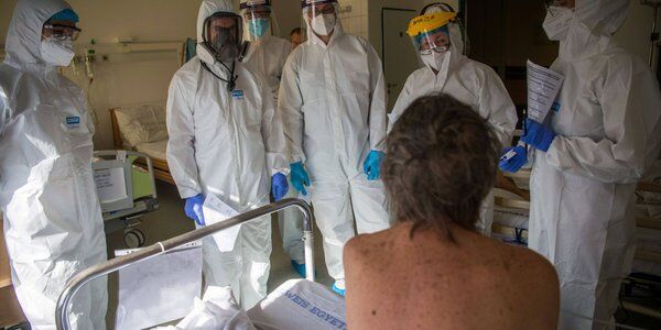 Węgry: Liczba zakażeń koronawirusem bliska rekordowego poziomu